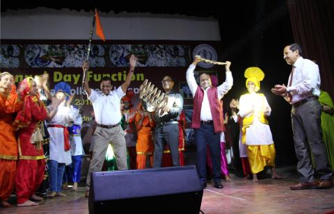27th Annual Day 32