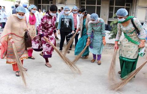 Swachh-Bharat-Abhiyan-in-GMCH